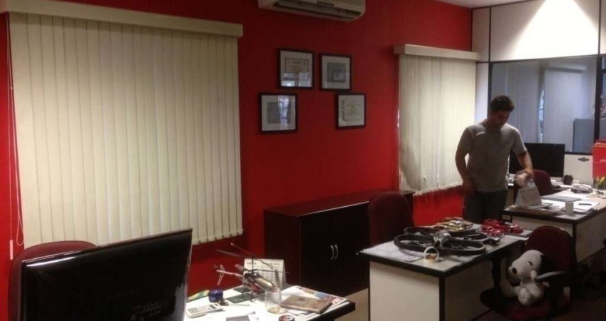 Prédio Comercial com Galpão para Locação e Venda - Vila Amália (Zona Norte)