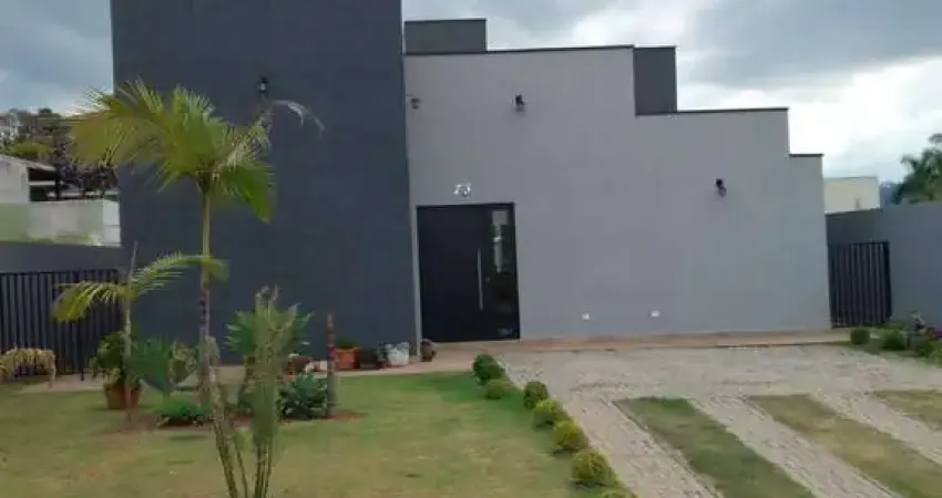 Casa em Condomínio à Venda em Atibaia - Condomínio Figueira Garden