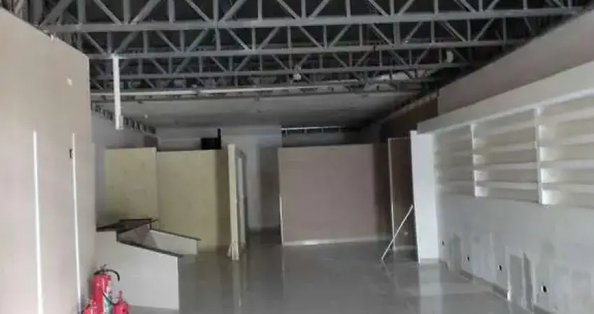 Barracão / Galpão / Depósito com 3 salas para alugar na Rua Manuel de Andrade Furtado, Parque Savoy City, São Paulo