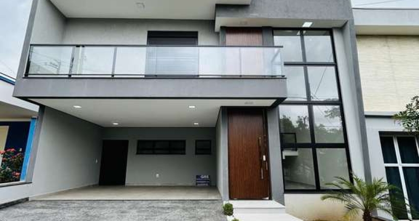 Sobrado com 3 dormitórios à venda, 232m por R$1.329.000,00 - Condomínio Golden P