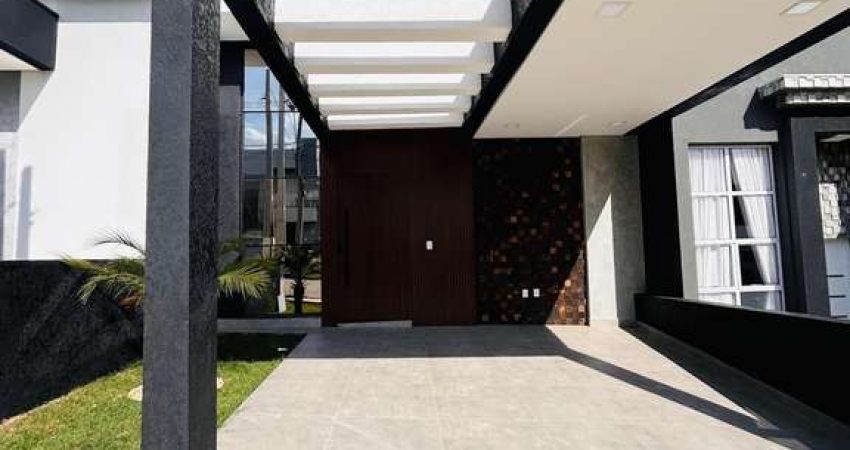 Casa com 3 dormitórios à venda, 114m por R$699.000,00 - Condomínio Horto Florest
