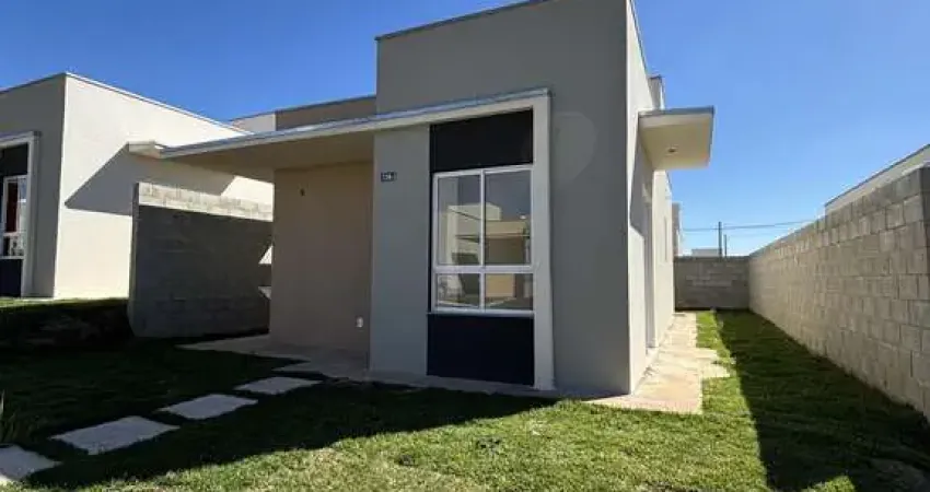 Casa com 3 dormitórios à venda, 69m² por R$ 570.000,00 - Condomínio Villa Magari