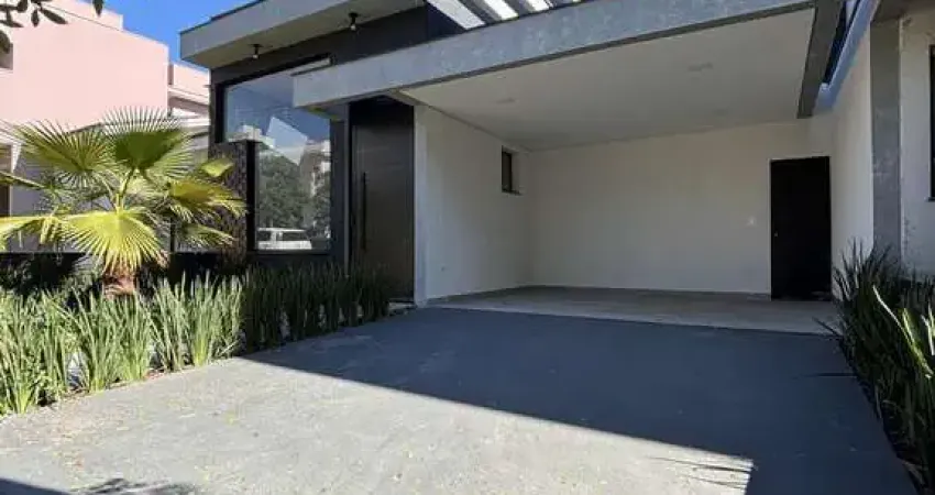Casa com 3 dormitórios à venda, 135 m² por R$ 895.000,00 - Condomínio Golden Par