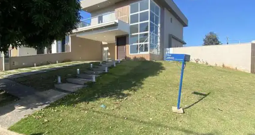 Sobrado com 3 dormitórios à venda, 265m por R$1.325.000,00 - Condomínio Residenc