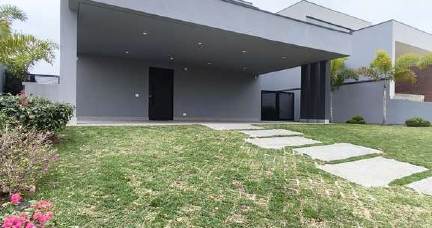 Sobrado com 4 dormitórios à venda, 336 m² por R$ 3.800.000,00 - Condomínio Villa