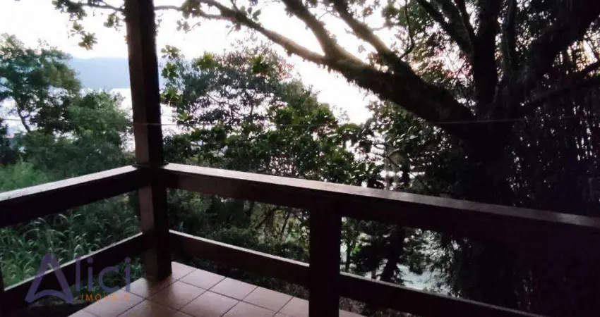 Casa com 2 dormitórios à venda, 105 m² por R$ 840.000,00 - Ribeirão da Ilha - Florianópolis/SC