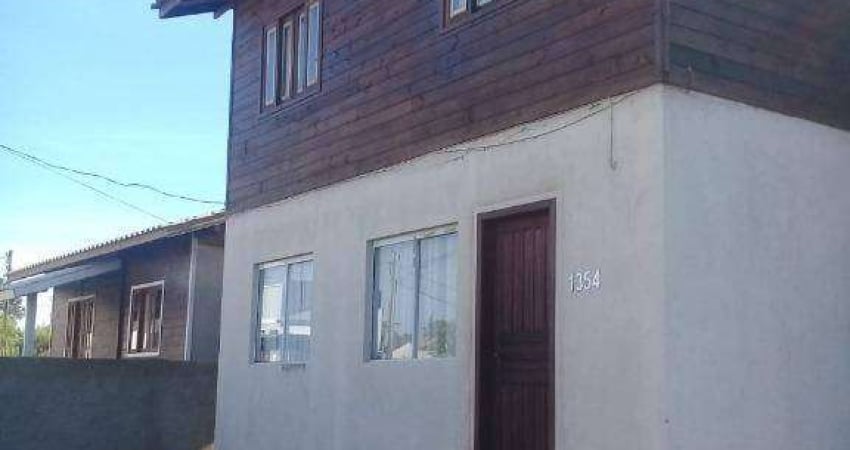 Ótimo investimento! 2 casas e 2 aptos