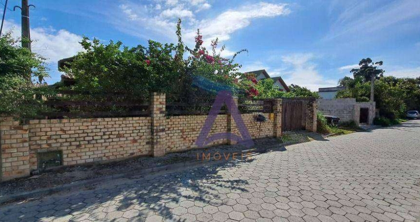 Casa com 3 dormitórios à venda, 200 m² por R$ 970.000,00 - Morro das Pedras - Florianópolis/SC