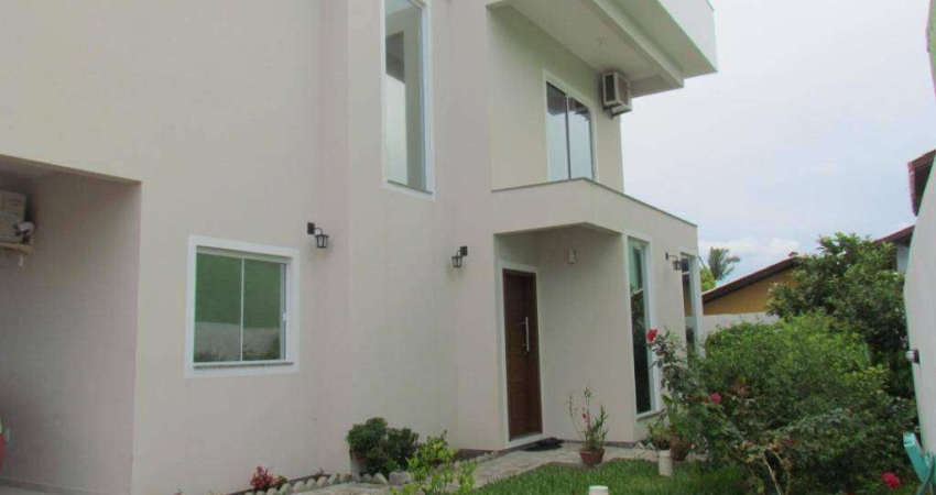 Casa com 4 dormitórios à venda, 217 m² por R$ 1.650.000,00 - Campeche - Florianópolis/SC