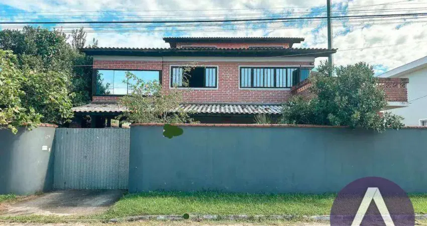 Casa com 4 dormitórios à venda, 135 m² por R$ 1.890.000,00 - Campeche - Florianópolis/SC