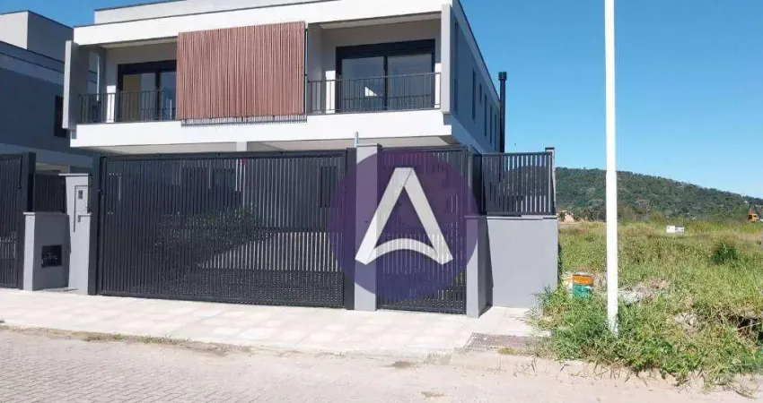 Casa financiável com 3 dormitórios à venda, 189 m² por R$ 1.995.000 - Rio Tavares - Florianópolis/SC