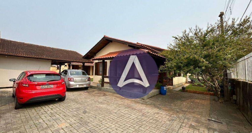 Casa com 3 dormitórios à venda, 234 m² por R$ 2.200.000,00 - Campeche - Florianópolis/SC
