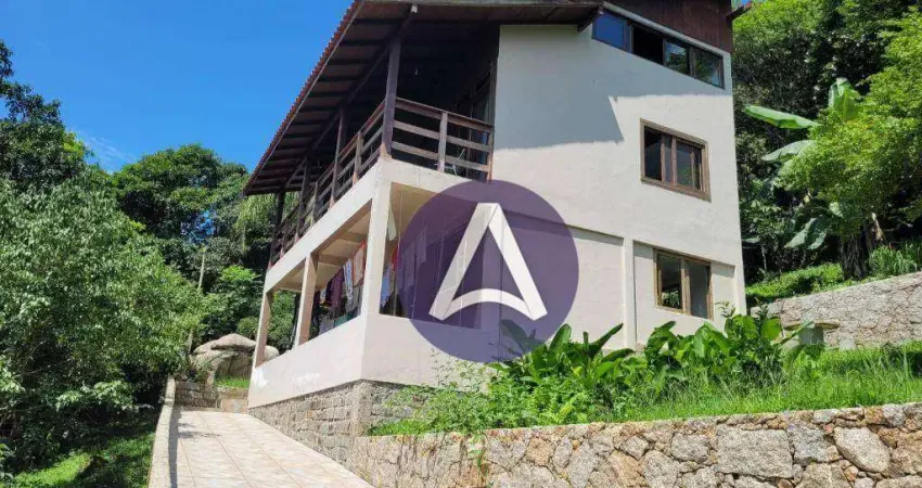 Casa com 3 dormitórios à venda, 210 m² por R$ 900.000,00 - Ribeirão da Ilha - Florianópolis/SC