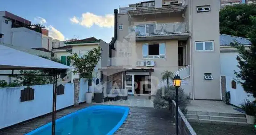 Casa com 3 quartos à venda na Rua Luzitana, 1098, Higienópolis, Porto Alegre