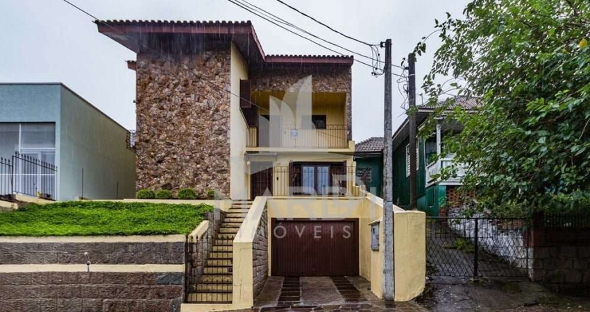 Casa com 3 quartos à venda na Rua Bispo Sardinha, 95, Vila Ipiranga, Porto Alegre