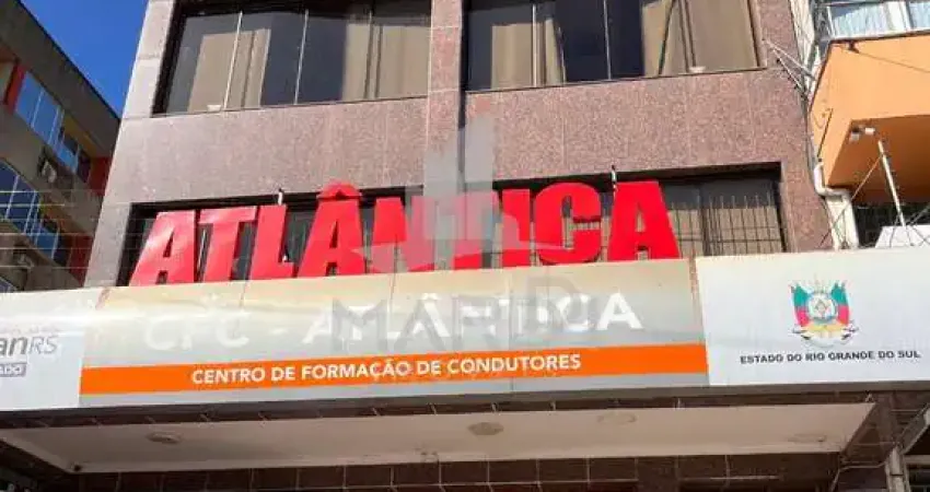 Prédio para alugar na Praça Comendador Souza Gomes, 175, Tristeza, Porto Alegre