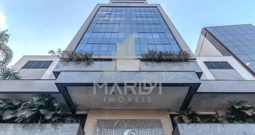 Sala comercial à venda na Avenida Carlos Gomes, 1998, Três Figueiras, Porto Alegre