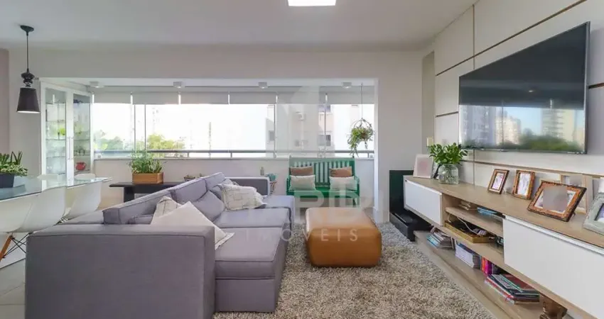 Apartamento com 3 quartos à venda na Rua Jari, 359, Passo da Areia, Porto Alegre