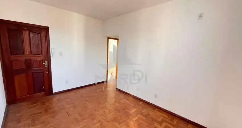 Apartamento com 3 quartos para alugar na Avenida Nelson Pulgatti Moreira, 104, Cavalhada, Porto Alegre