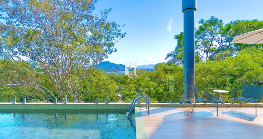 A poucos passos do mar: seu garden em Canasvieiras com infraestrutura de alto padrão