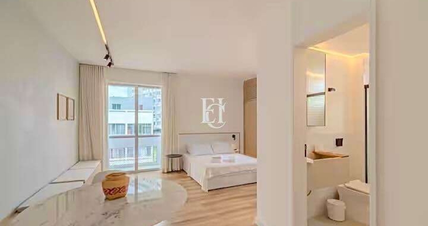 Apartamento mobiliado com sacada no Centro de Florianópolis/SC
