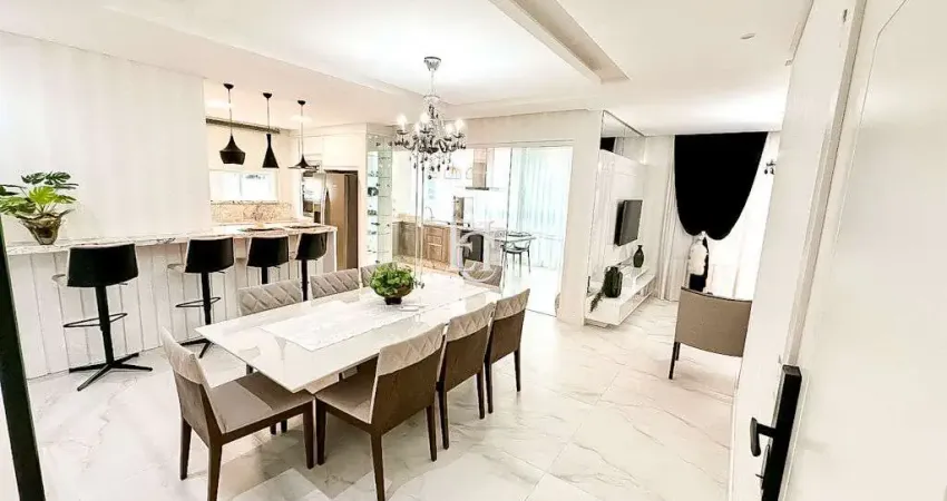 Apartamento Alto Padrão com 4 Suítes em Meia Praia – Pronto para Morar a 300m da Praia