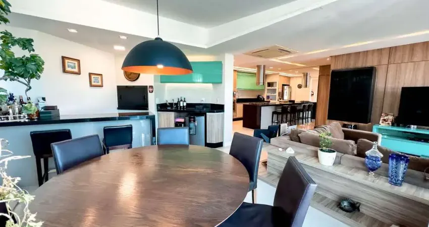 Cobertura linear na lagoa – vista panorâmica e piscina privativa