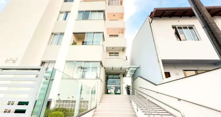 Apartamento com 2 dormitórios no balneário do estreito poucos metros do mar