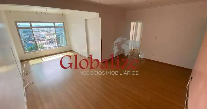 Apartamento à venda com 103m², 2 dormitórios, dependência, vaga de garagem, elevador por R$529.000,00 em Santos