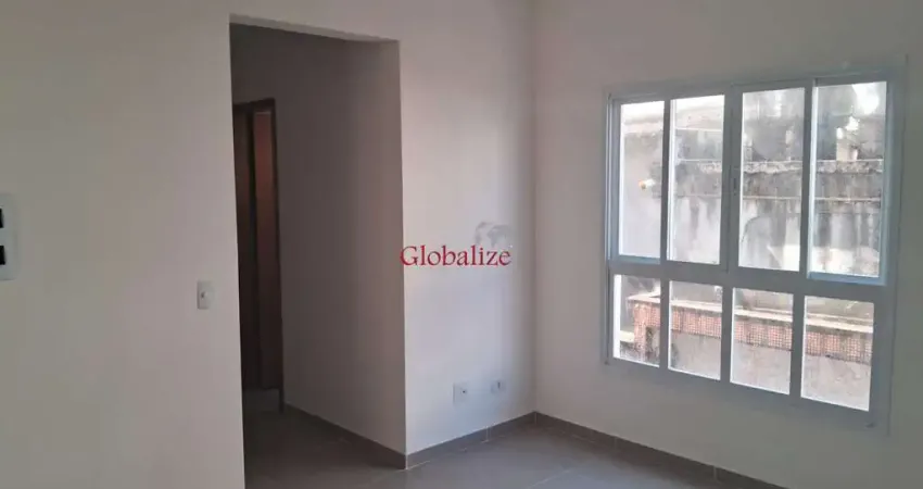 Belo sobrado em Vilagio em Santos no bairro do Marapé com 2 suítes, garagem privativa a venda por R$ 695.000,00