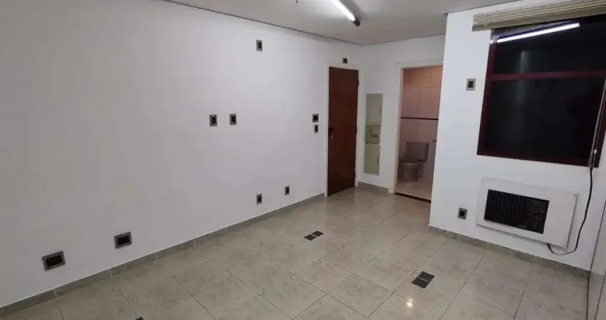Linda sala com divisórias no bairro Vila Nova em Santos (SP) por R$ 2.000,00 o pacote