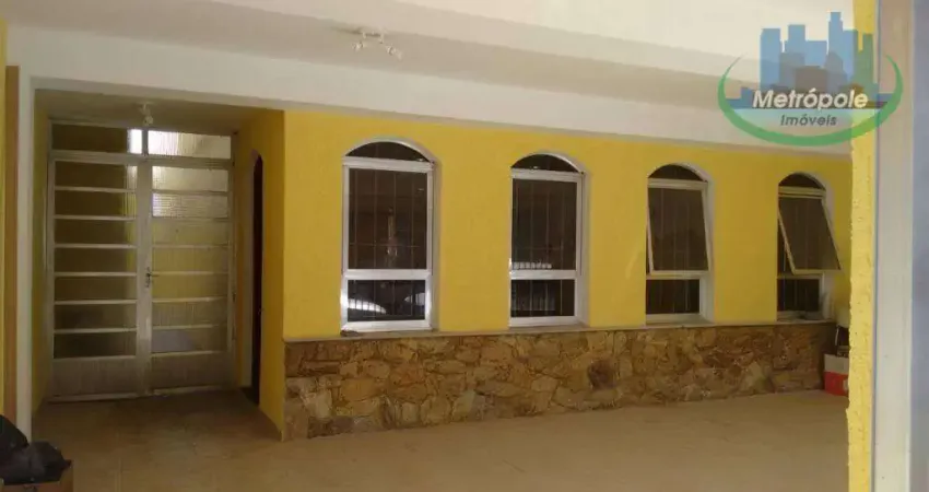 Sobrado com 3 dormitórios à venda, 263 m² por R$ 799.000,00 - Vila Galvão - Guarulhos/SP