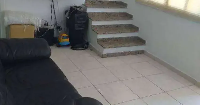 Sobrado com 2 dormitórios à venda, 120 m² por R$ 280.000 - Parque Verde Mar - Mongaguá/SP