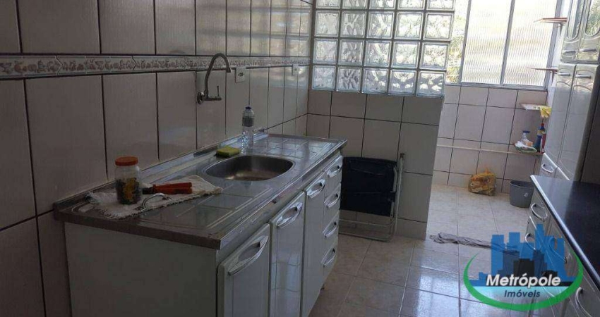 Apartamento com 2 dormitórios à venda, 67 m² por R$ 250.000,00 - Cocaia - Guarulhos/SP