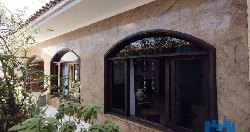 Casa com 4 dormitórios à venda, 240 m² por R$ 1.000.000,00 - Jardim Bela Vista - Guarulhos/SP