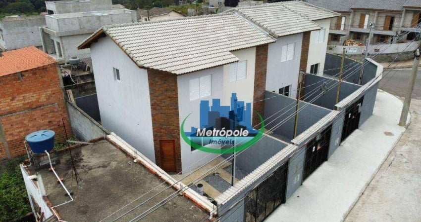 Sobrado com 2 dormitórios à venda, 70 m² por R$ 410.000 - Jardim Jasmim - Itaquaquecetuba/SP
