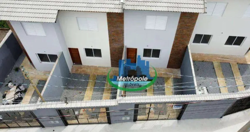 Sobrado com 2 dormitórios à venda, 70 m² por R$ 380.000 - Jardim Jasmim - Itaquaquecetuba/SP