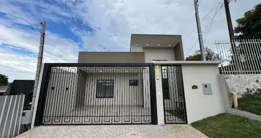 Casa Térrea com 01 Quarto e 01 Suíte no bairro Santa Cruz