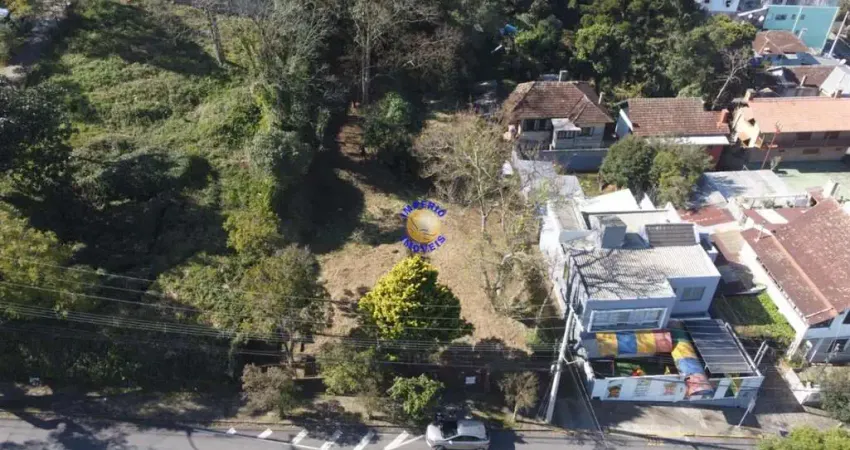 Terreno à venda no Petrópolis, Caxias do Sul 