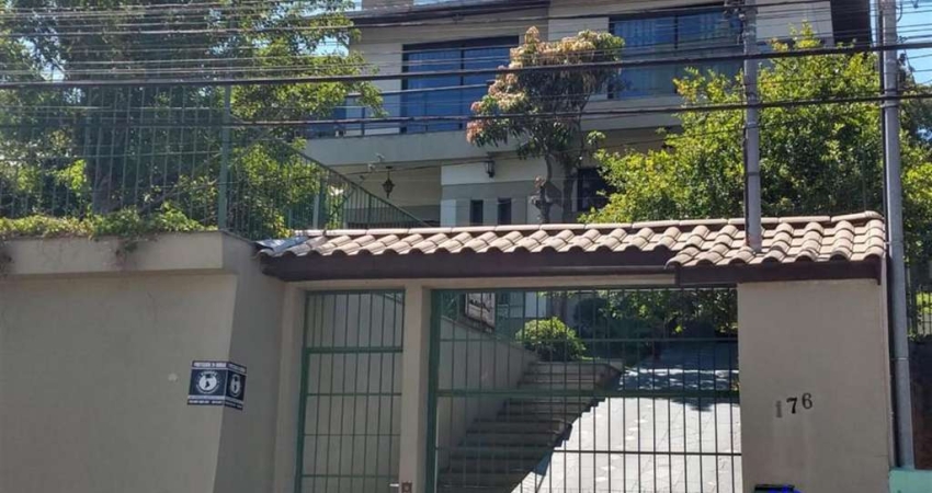 Casa com 3 quartos à venda no Floresta, Caxias do Sul 