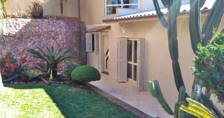 Casa com 4 quartos à venda no Cruzeiro, Caxias do Sul 