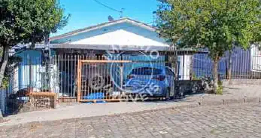 Casa com 5 quartos à venda no Kayser, Caxias do Sul 