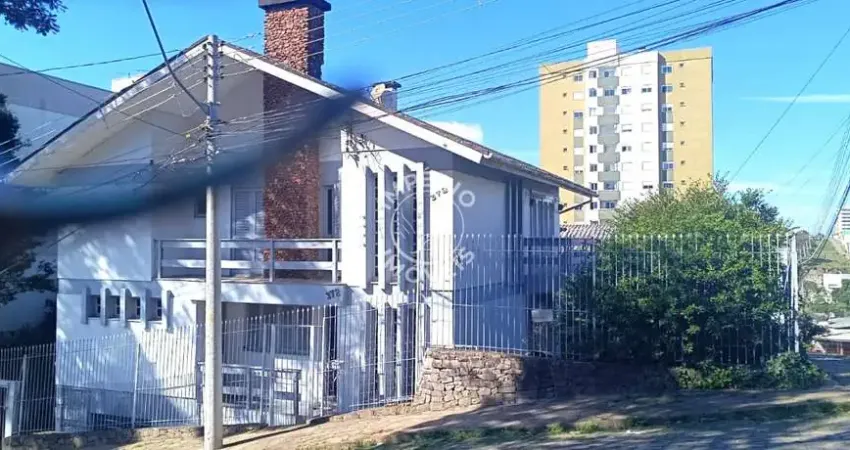 Casa com 3 quartos à venda no Rio Branco, Caxias do Sul 