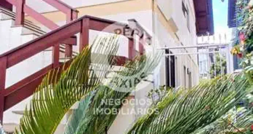 Casa semimobiliada - 03 dormitórios, sendo 02 suítes- localizada no bairro cinquentenário - caxias do sul - rs