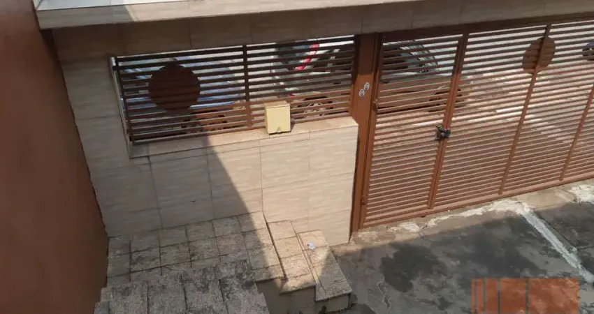 Casa térrea comercial e residencial com três dormitórios