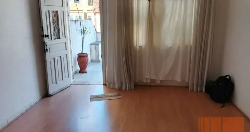 Casa com 3 Quartos | 01 vaga à venda, 120m² - Aclimação/SP