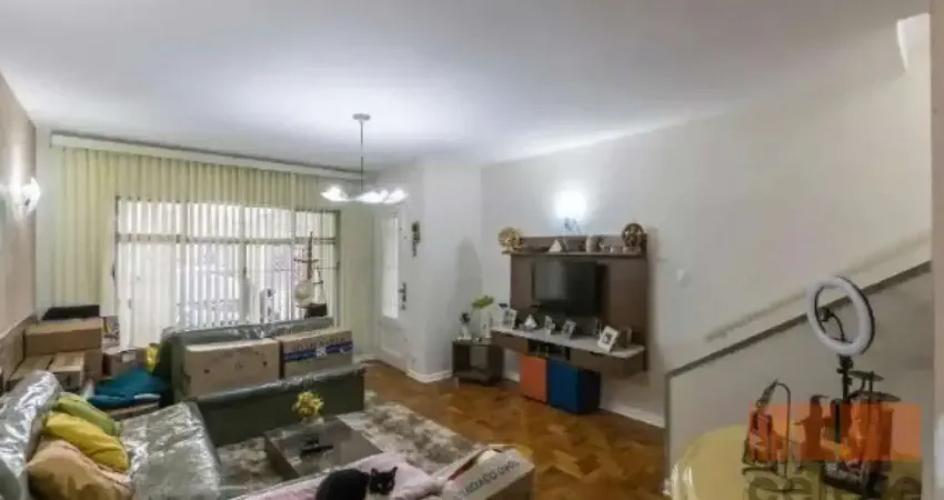 Sobrado à 3 quartos, vila gumercindo/sp | 03 dorm | 02 vaga | quintal | 212m² |  r$ 1.100.000,00