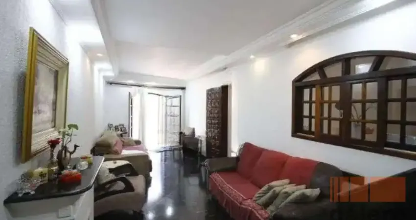 Casa à venda com 232m², 4 quartos e 2 vagas - cambuci/sp - r$ 830.000,00