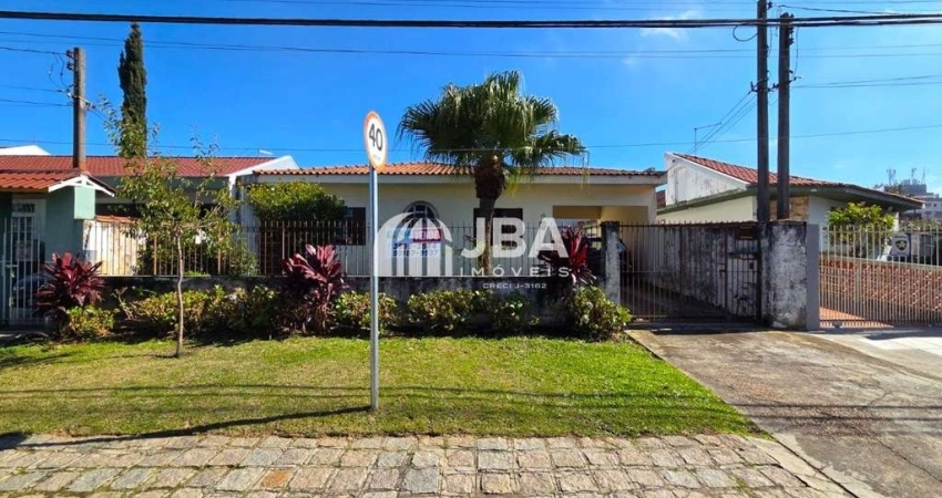 Casa com 4 quartos à venda na Rua Afonso Theolindo Hennequim, 72, Guabirotuba, Curitiba