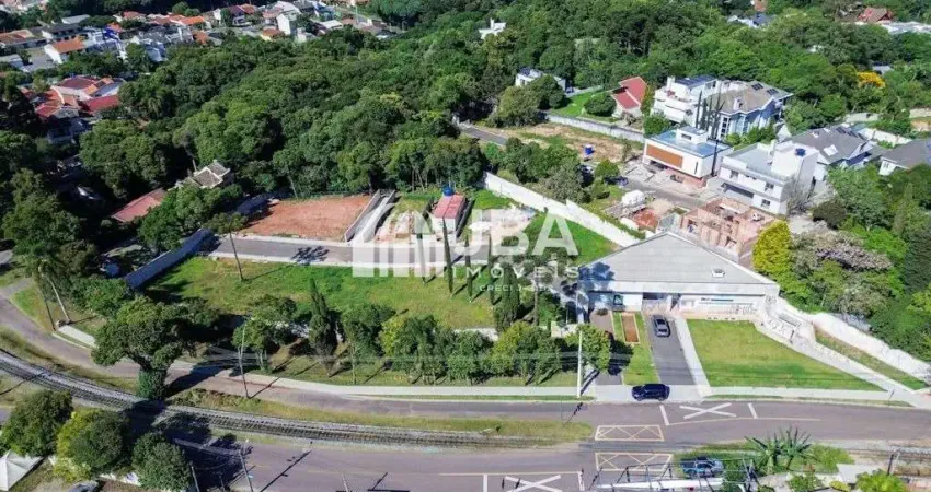 Terreno em condomínio fechado à venda na Rua Francisco Krainski, 159, São Lourenço, Curitiba